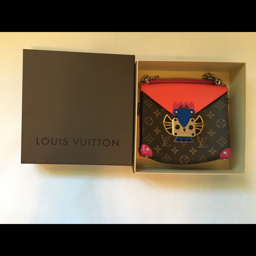 LOUIS VUITTON Limited Edition Tribal bag
